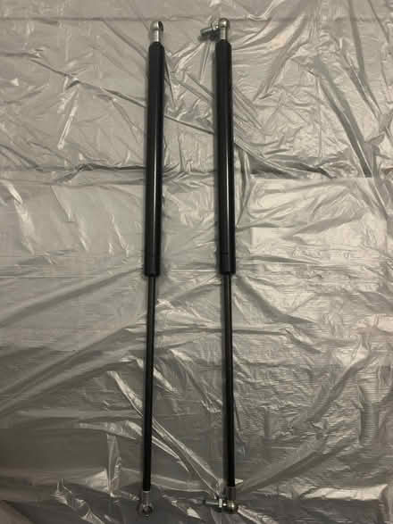 Photo of free 5 X dampers/ gas struts 3x Stabilus Lift-O-Mat 2x INSUPPA (Alcester Lanes End B14) #4