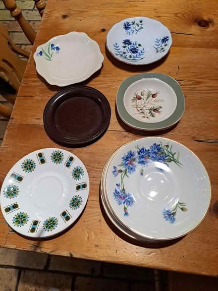 Photo of free Various saucers (Yaxley) #1