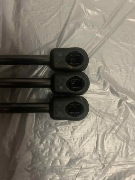 Photo of free 5 X dampers/ gas struts 3x Stabilus Lift-O-Mat 2x INSUPPA (Alcester Lanes End B14) #2