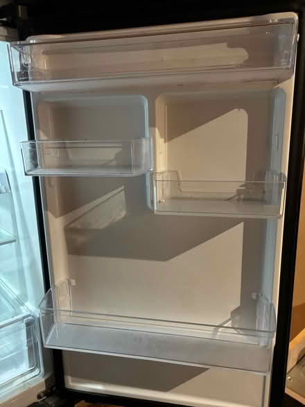 Photo of free Samsung fridge freezer (Canton CF5) #4