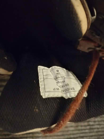 Photo of free womens walking boots size 8 (Halstead) #2