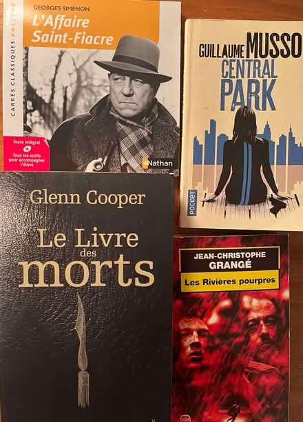 Photo of free Various FRENCH books (8) (Upper West side on 83rd) #1