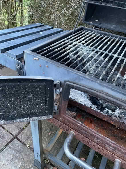 Photo of free Outside barbeque (Kettering NN15) #4