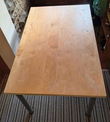 Photo of free Table 120 cm long, 80 cm wide, 73 cm tall (approx) (Horsforth LS18) #1