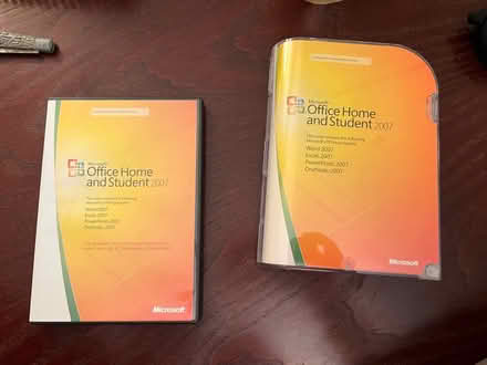 Photo of free Microsoft Office Home&Student 2007 (Finchampstead, RG40) #1