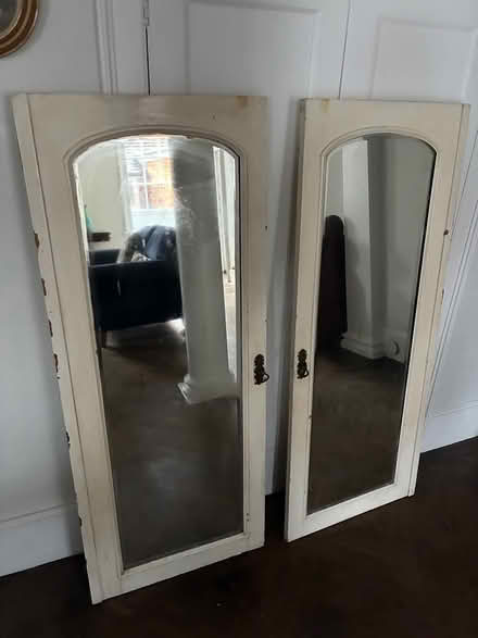 Photo of free Antique bevelled mirrored doors (Great missenden HP16 9AA) #2