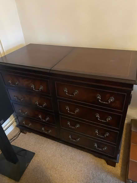 Photo of free Mahogany living room furnitue (Lu62hl) #1