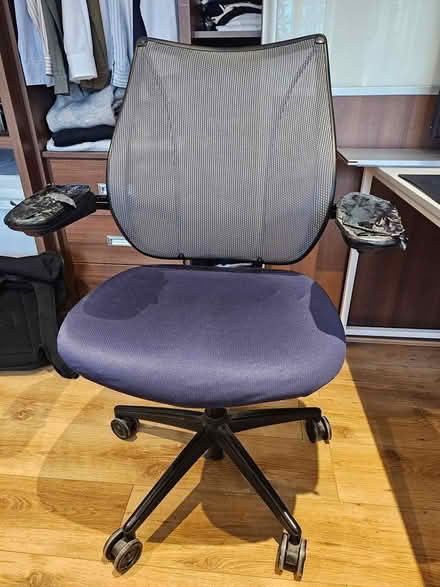 Photo of free Office Chair (SW11) #1