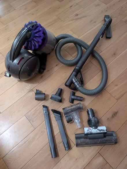 Photo of free Dyson hoover spares or repair (Grange EH9) #1