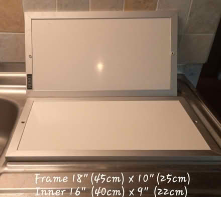 Photo of free Small whiteboards (Twyford RG10) #1