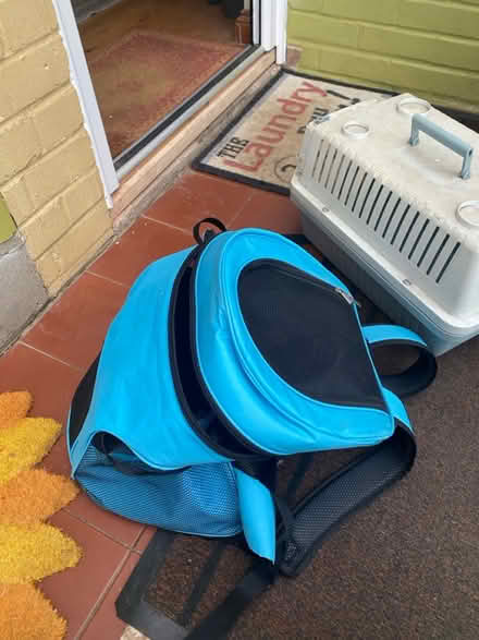 Photo of free Cat and small pet carrier (NR14) #2