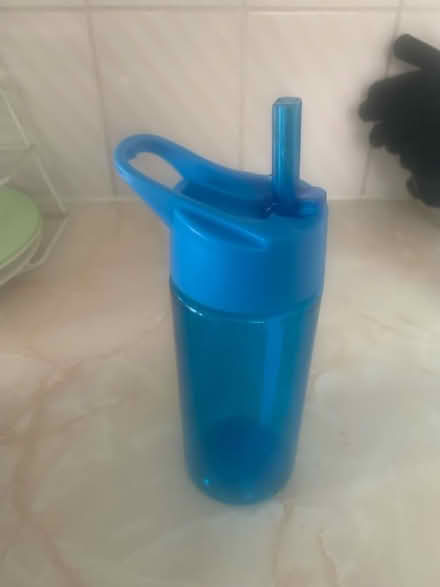 Photo of free Bottle (Oakwood LS8) #1