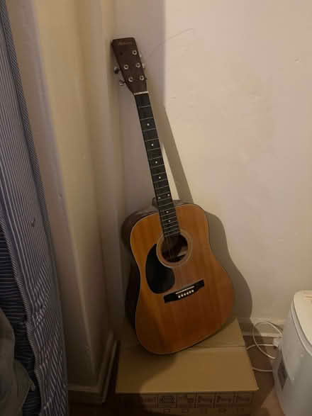 Photo of free Acoustic guitar (Tayport DD6) #1