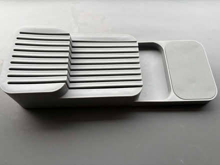 Photo of free Plastic knife holder (RG31 6RL) #1