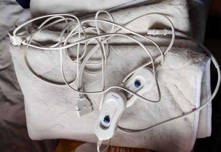 Photo of free Silentnight dble electric blanket (DE24 Alvaston) #1