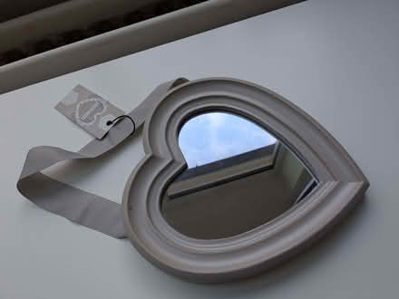 Photo of free Heart mirror (Woodley RG6) #1