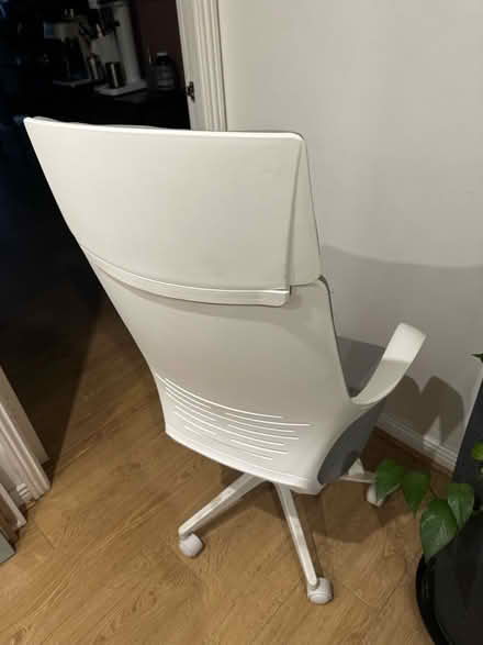 Photo of free Office /gaming chair (North Town SL6) #4
