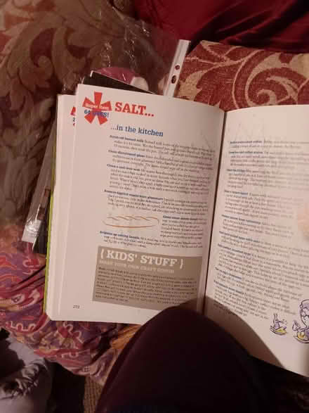 Photo of free book extraordinary uses for ordinary things (Allington NG32) #4