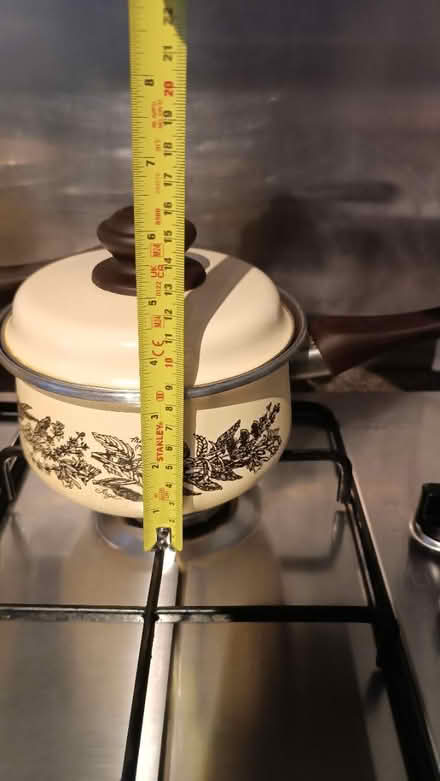 Photo of free saucepans (NG9) #4