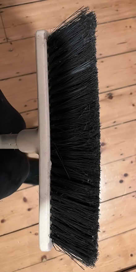 Photo of free Broom (Cambridge CB1 (Romsey)) #3
