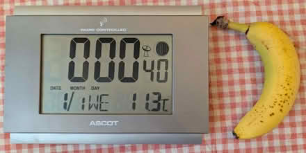 Photo of LCD Wall Clock (Warsash SO31) #1