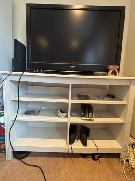 Photo of free Wood TV stand (Kt19 8tr) #1