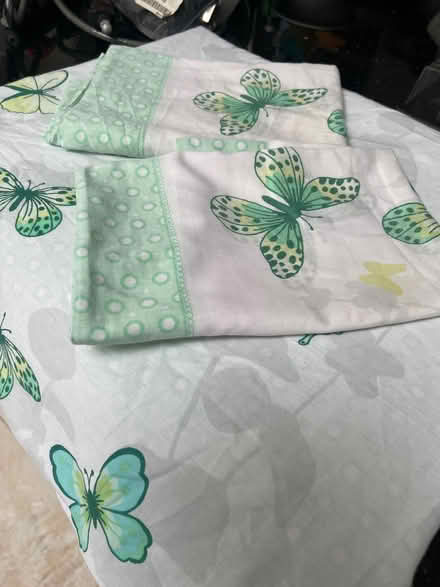 Photo of free DOUBLE DUVET COVER +2 pillowcases (Woodford IG8) #1
