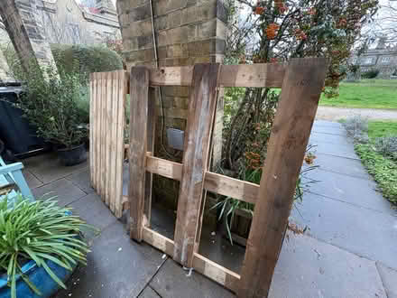 Photo of free x2 wooden pallets (SE20 - Penge) #1
