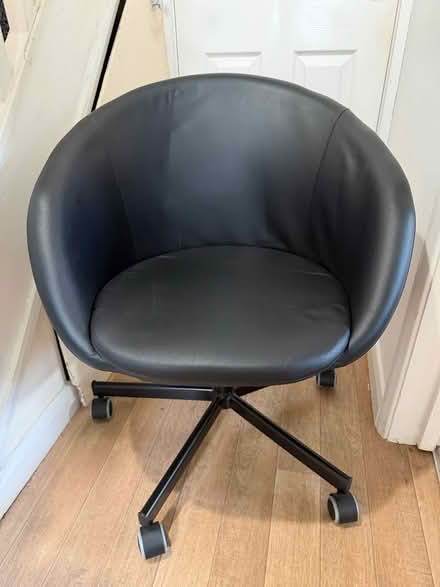 Photo of free Black pvc bucket office chair (Fareham PO16) #1