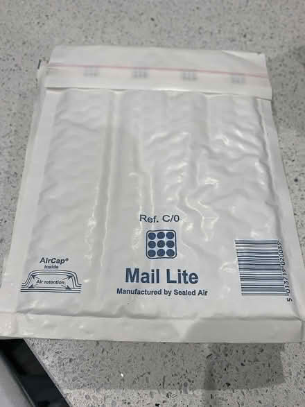 Photo of free 7 white padded envelopes (Emsworth PO10) #1