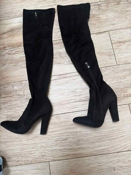 Photo of free Girls Shoes felt size 6 (Southall UB1) #1