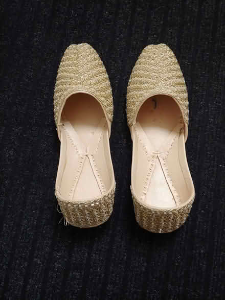 Photo of free Asian Khussas (Icknield, Luton) #1