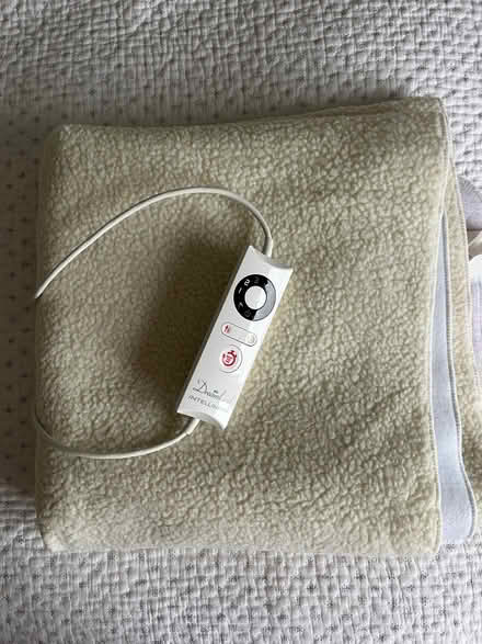 Photo of free Dreamland Fleece Electric Blanket - Single Bed (Fairfield Park) #4