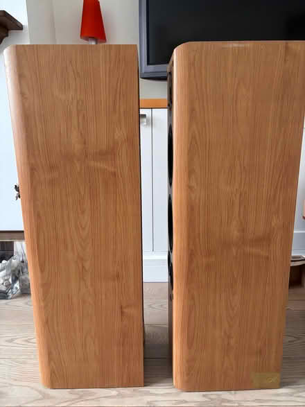 Photo of free Pair of eltax Symphony 8.2 speakers (Tooting SW17) #2