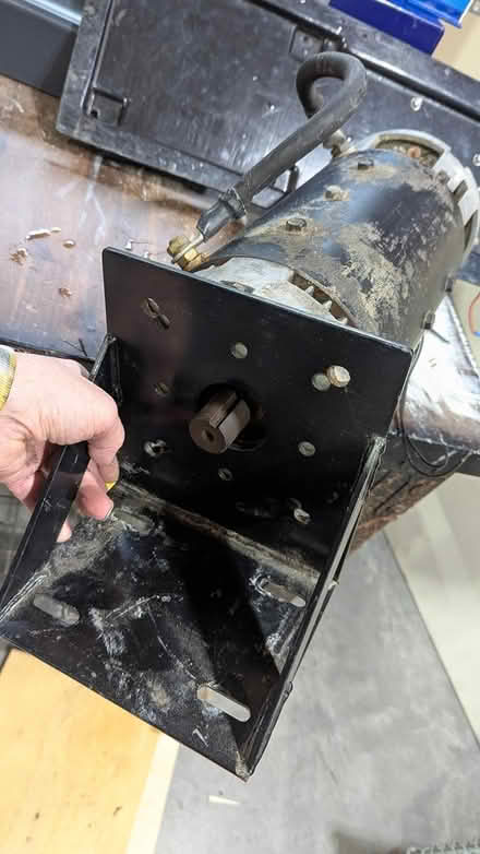 Photo of free DC lectric motor for EV conversion (Clinton near Cultus Bay) #2