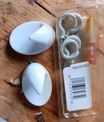 Photo of free 5 cup hooks+ 2 stick on hooks (Allington NG32) #1