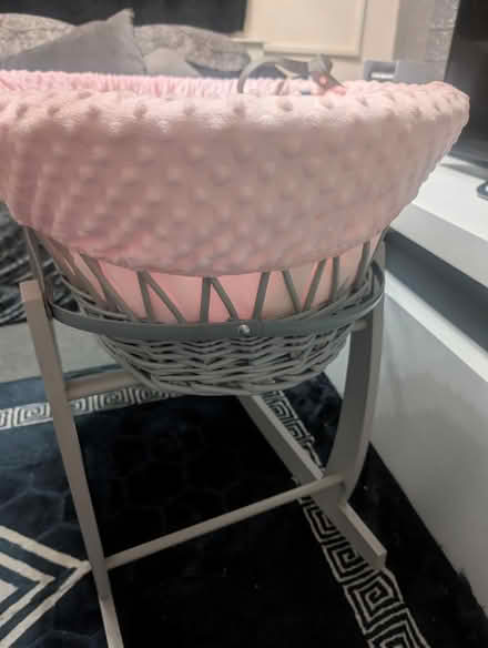 Photo of free Moses basket (Oldham ol8) #1