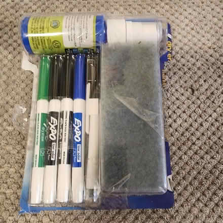 Photo of free Expo markers kit (New Milford, NJ) #1