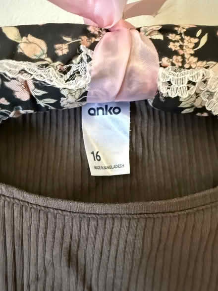 Photo of free Autumn Weight top (Canterbury) #2