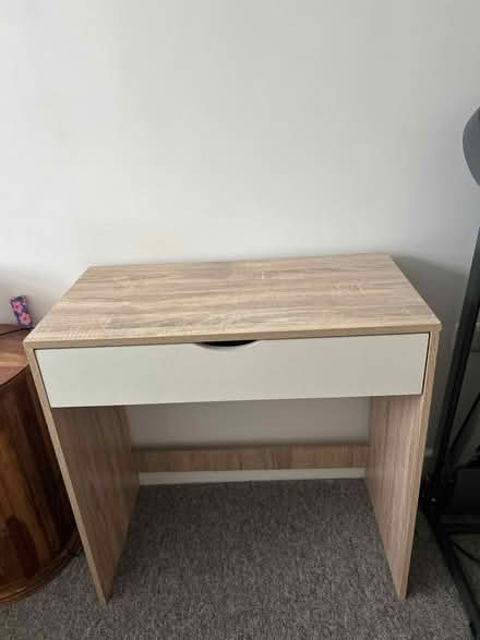 Photo of free Desk (Priory park SO31) #1