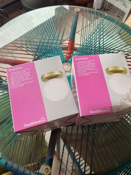 Photo of free Two bathroom lights (SE5) #3