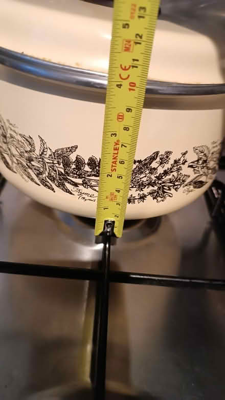 Photo of free saucepans (NG9) #2