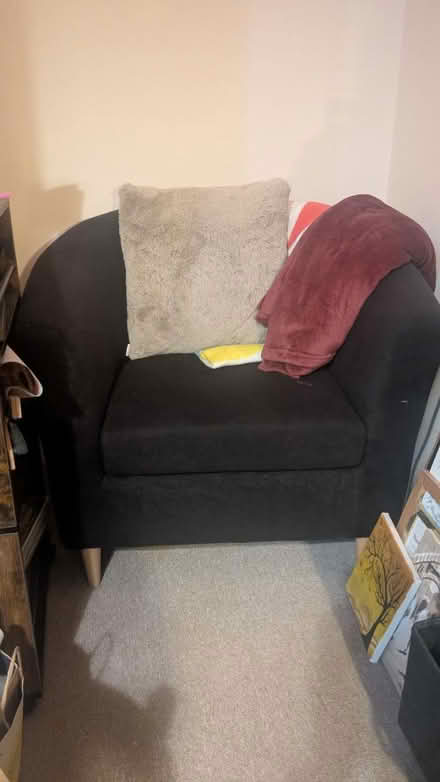 Photo of free soft fabric armchair (Galleons Reach E16) #1