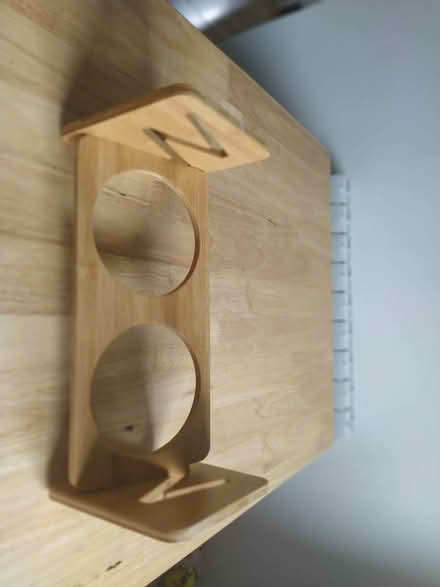 Photo of free Raised cat/dog food and water (New Cross SE14) #2