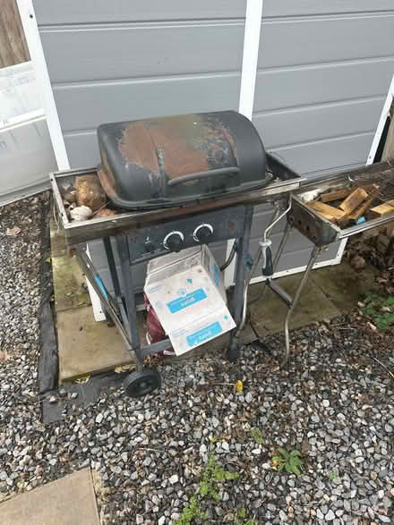 Photo of free Barbecue with lid (RM19) #1