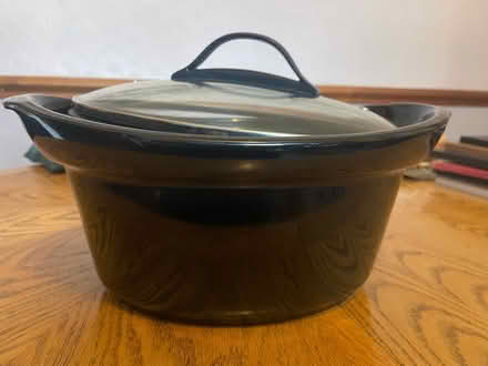 Photo of free Crockpot 3.5l inner pot plus lid (Whitley Bay NE26) #2