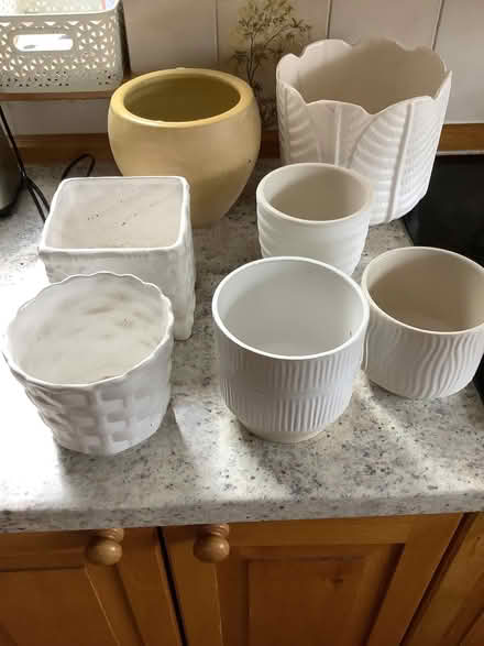 Photo of free Indoor plant pots. Ceramic. (Kenilworth CV8) #1