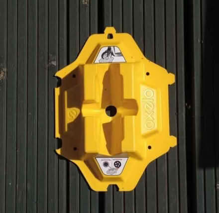 Photo of free Scooter stand (TN34 - top of Elphinstone Road) #1