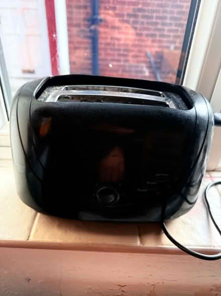 Photo of free Two slice toaster (Hackenthorpe S12) #2