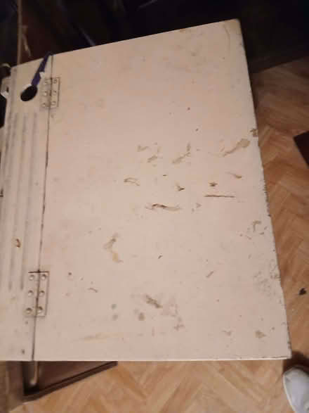 Photo of free Children's desk (The Green SY7) #2